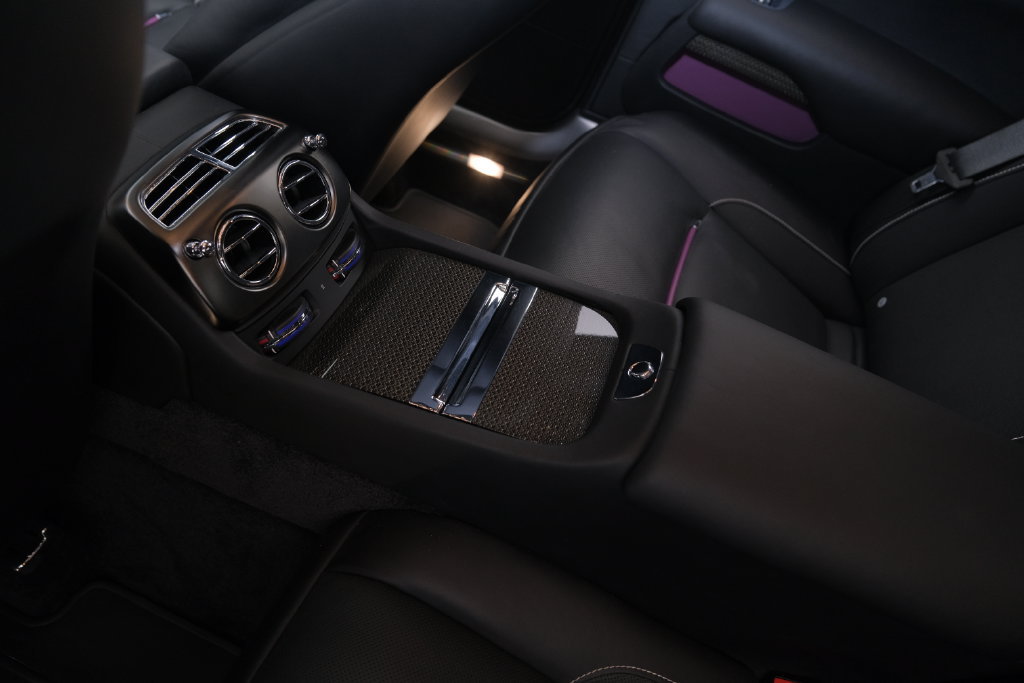Used 2020 Rolls-Royce Wraith RWD image 18
