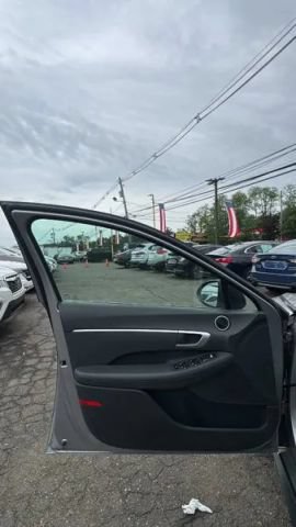Used 2021 Hyundai Sonata SE FWD image 9