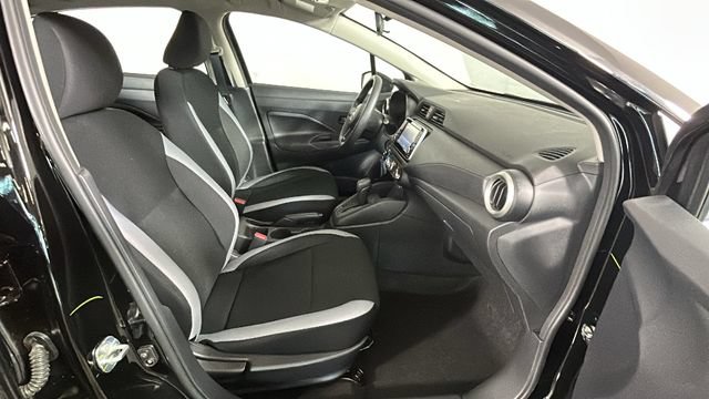 Used 2025 Nissan Versa S w/ Trunk Package FWD image 30