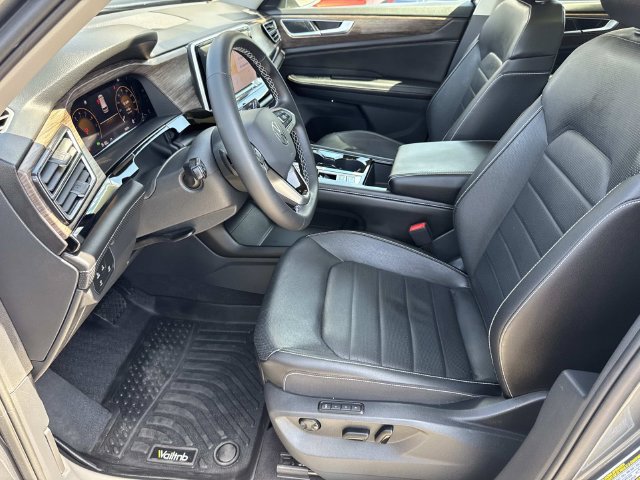 Certified 2024 Volkswagen Atlas SEL AWD/4WD image 23