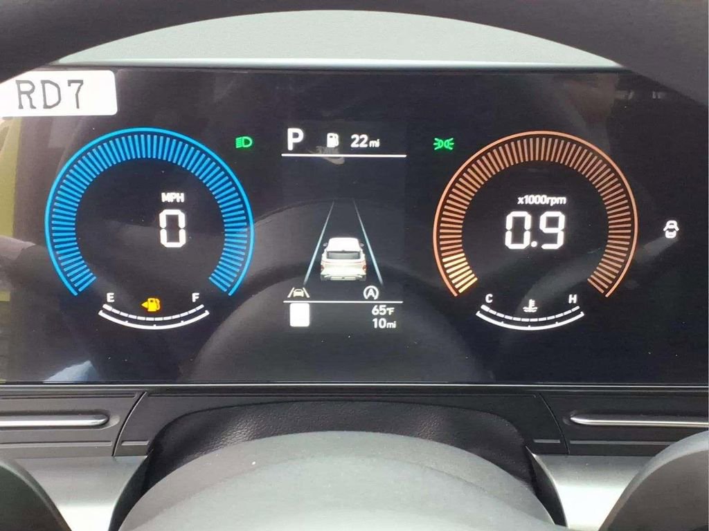 New 2026 Hyundai Kona SE image 14