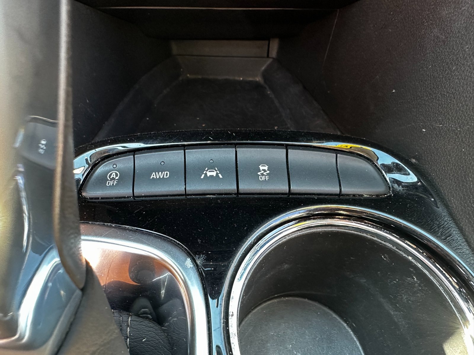 Used 2021 Buick Encore GX Essence w/ Experience Buick Package image 12