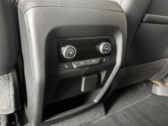 Certified 2024 Chevrolet Traverse RS image 21