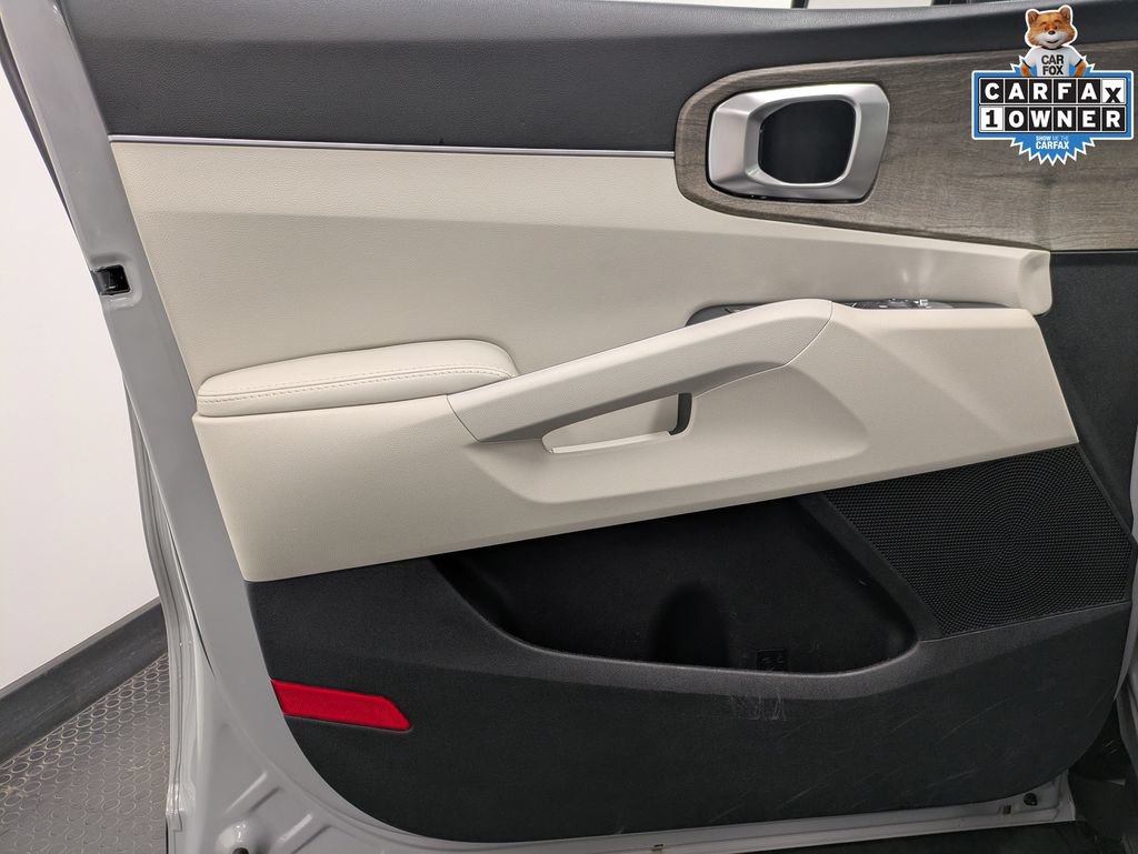 Certified 2023 Kia Sorento X-Line EX AWD/4WD image 8