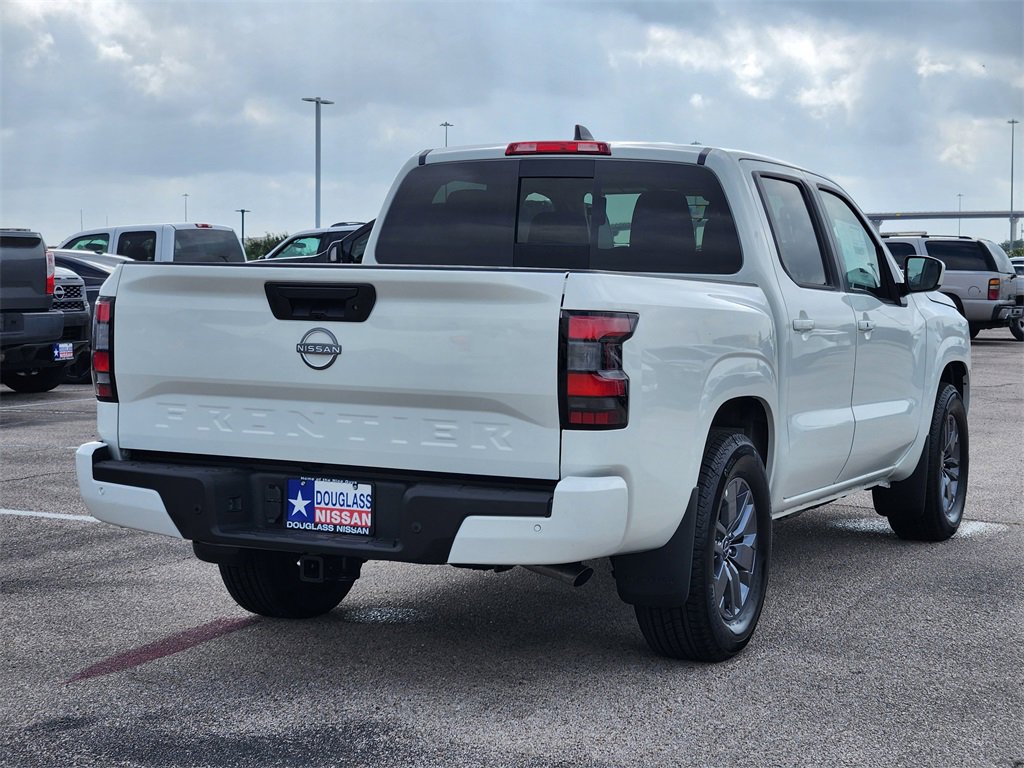 New 2025 Nissan Frontier SV w/ SV Convenience Package image 3