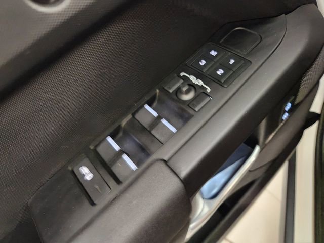 Used 2025 Land Rover Defender 110 S image 22