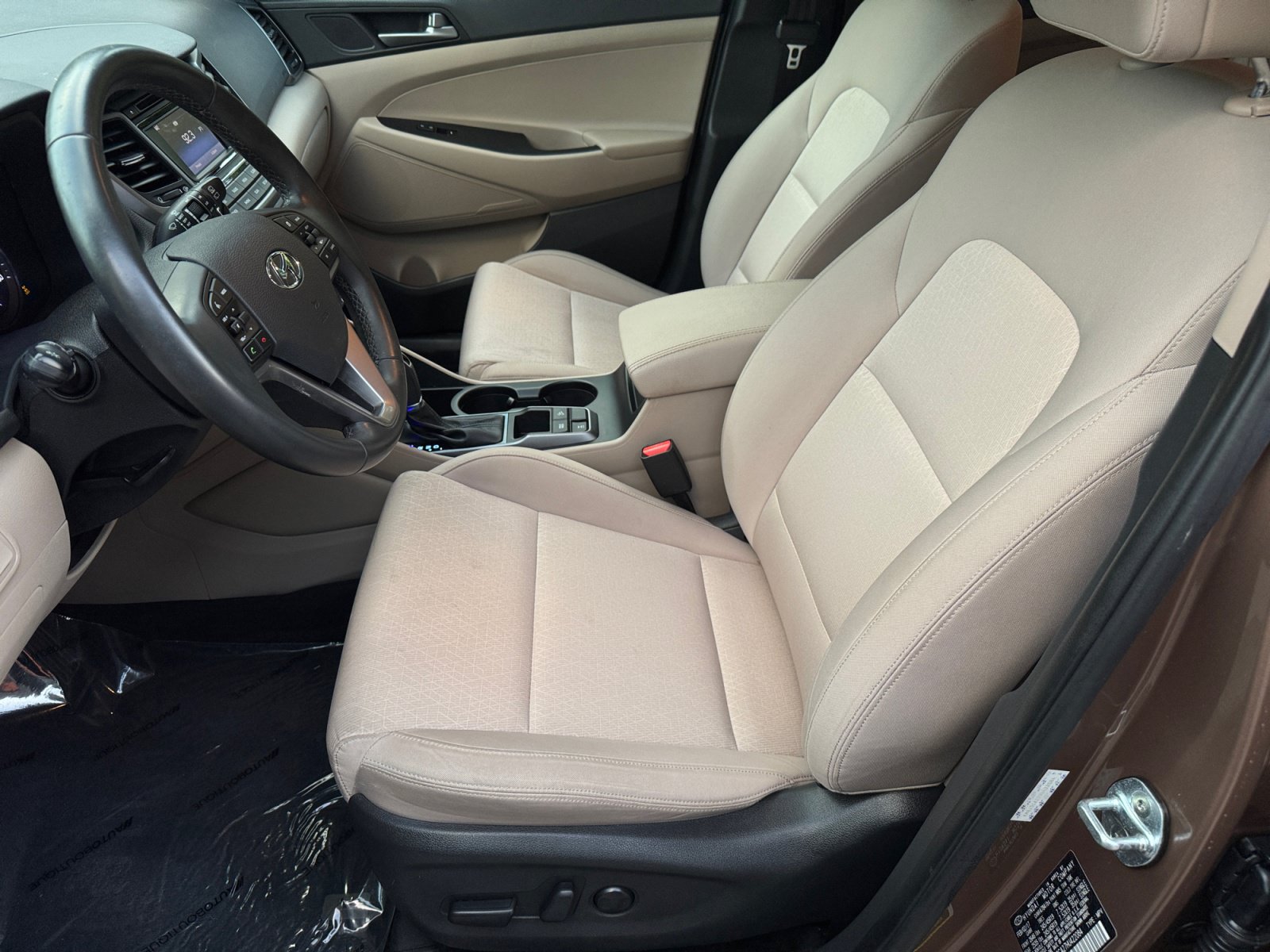 Used 2017 Hyundai Tucson Sport AWD/4WD image 14