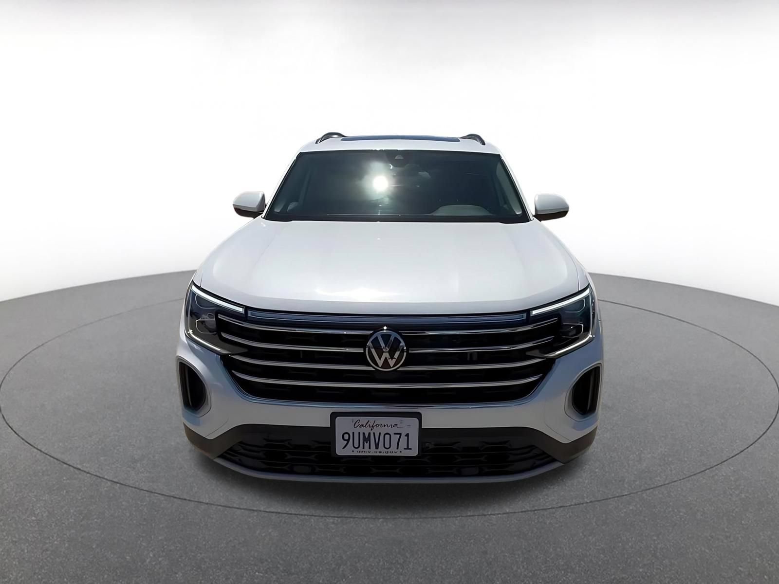 Used 2026 Volkswagen Atlas SE AWD/4WD image 4