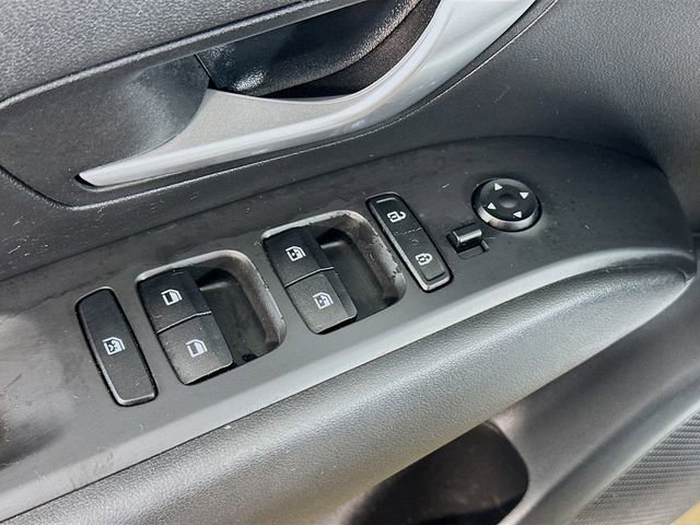 Used 2022 Hyundai Santa Cruz SEL Premium image 19