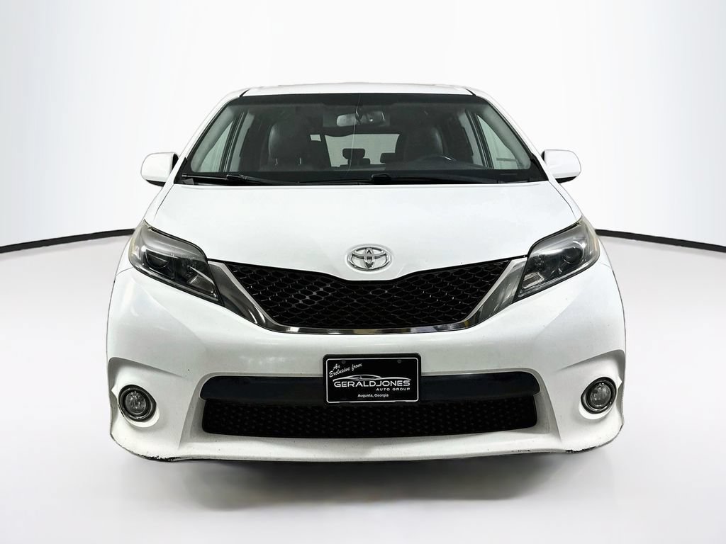 Used 2015 Toyota Sienna SE Premium FWD image 5
