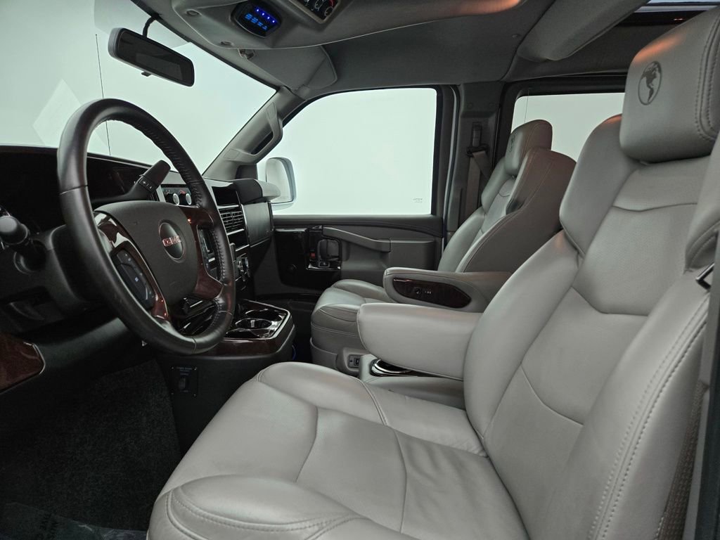 Used 2020 GMC Savana 2500 Explorer Limited SE image 18
