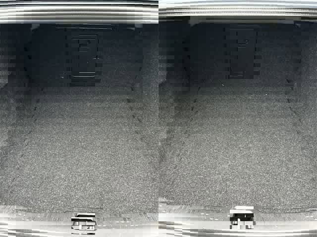 Used 2024 Volvo S60 B5 Plus image 24