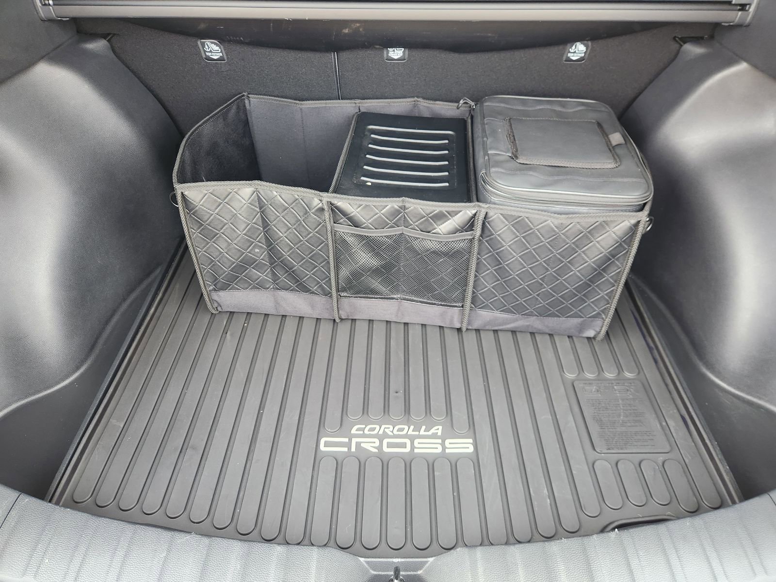 Used 2026 Toyota Corolla Cross LE w/ Moonroof Package FWD image 37