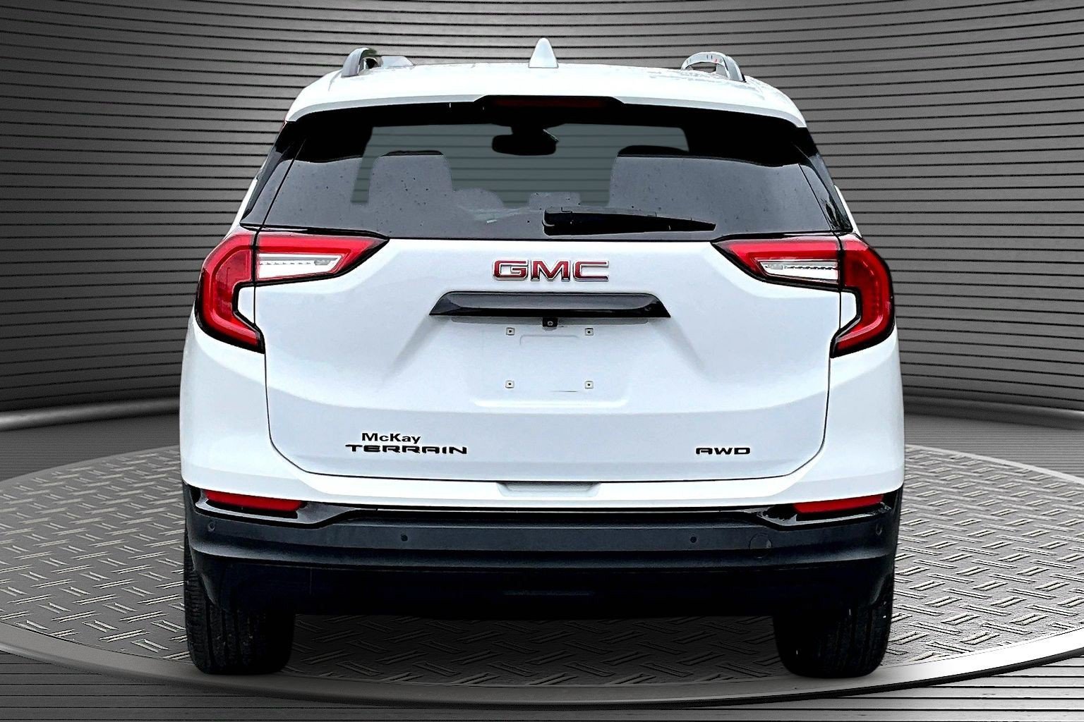 Used 2022 GMC Terrain SLT w/ Infotainment Package II AWD/4WD image 5