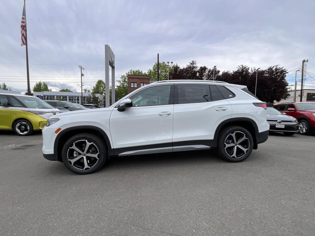 New 2026 Volkswagen Tiguan SE AWD/4WD image 5