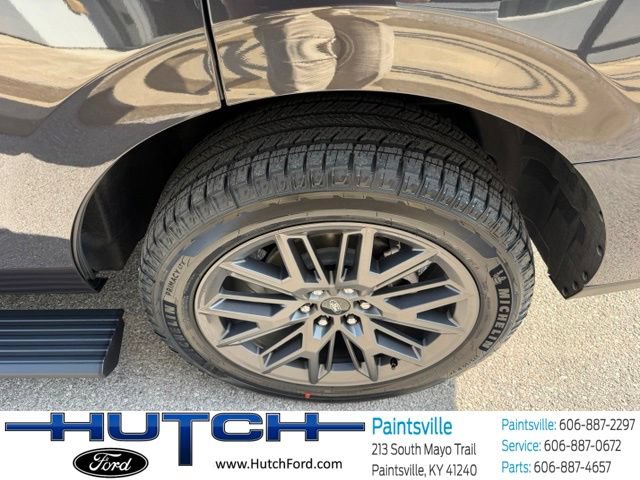 New 2027 Ford Expedition Platinum AWD/4WD image 17