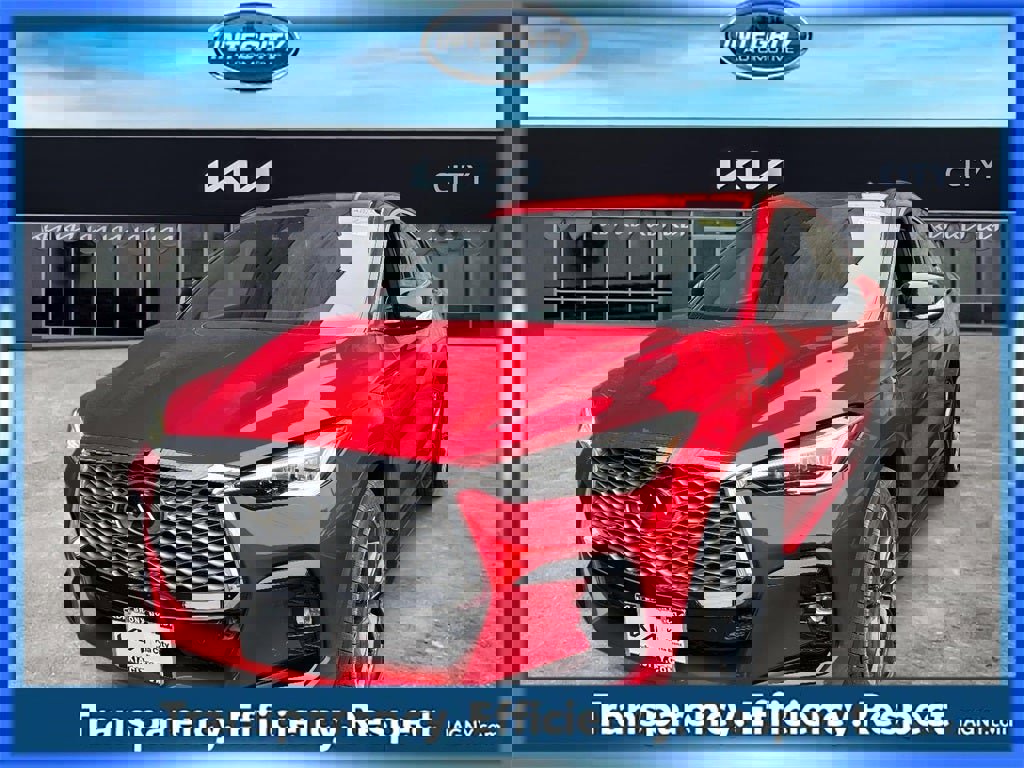 Used 2023 INFINITI QX55 Essential image 4