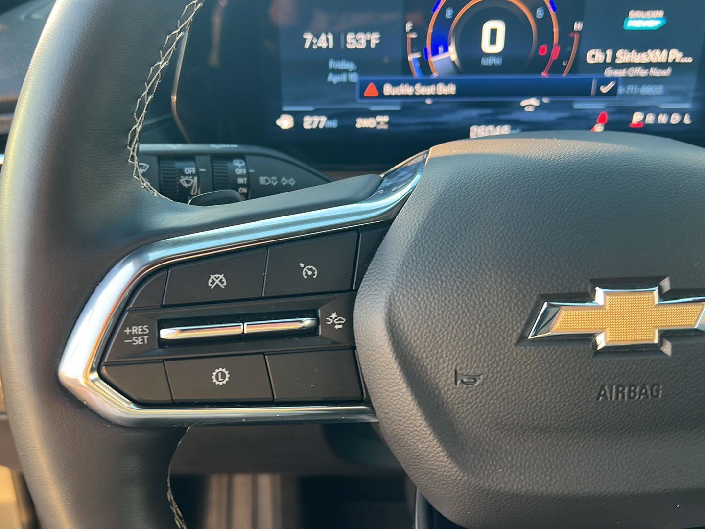 Used 2025 Chevrolet Traverse LT AWD/4WD image 21