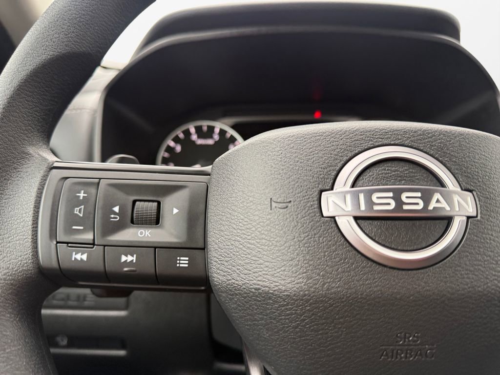 Certified 2025 Nissan Rogue S image 25