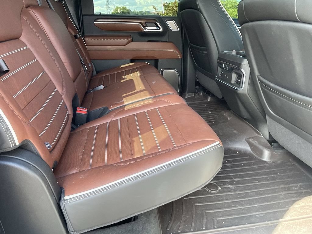 Used 2025 GMC Sierra 2500 Denali Ultimate w/ Max Trailering Package AWD/4WD image 25