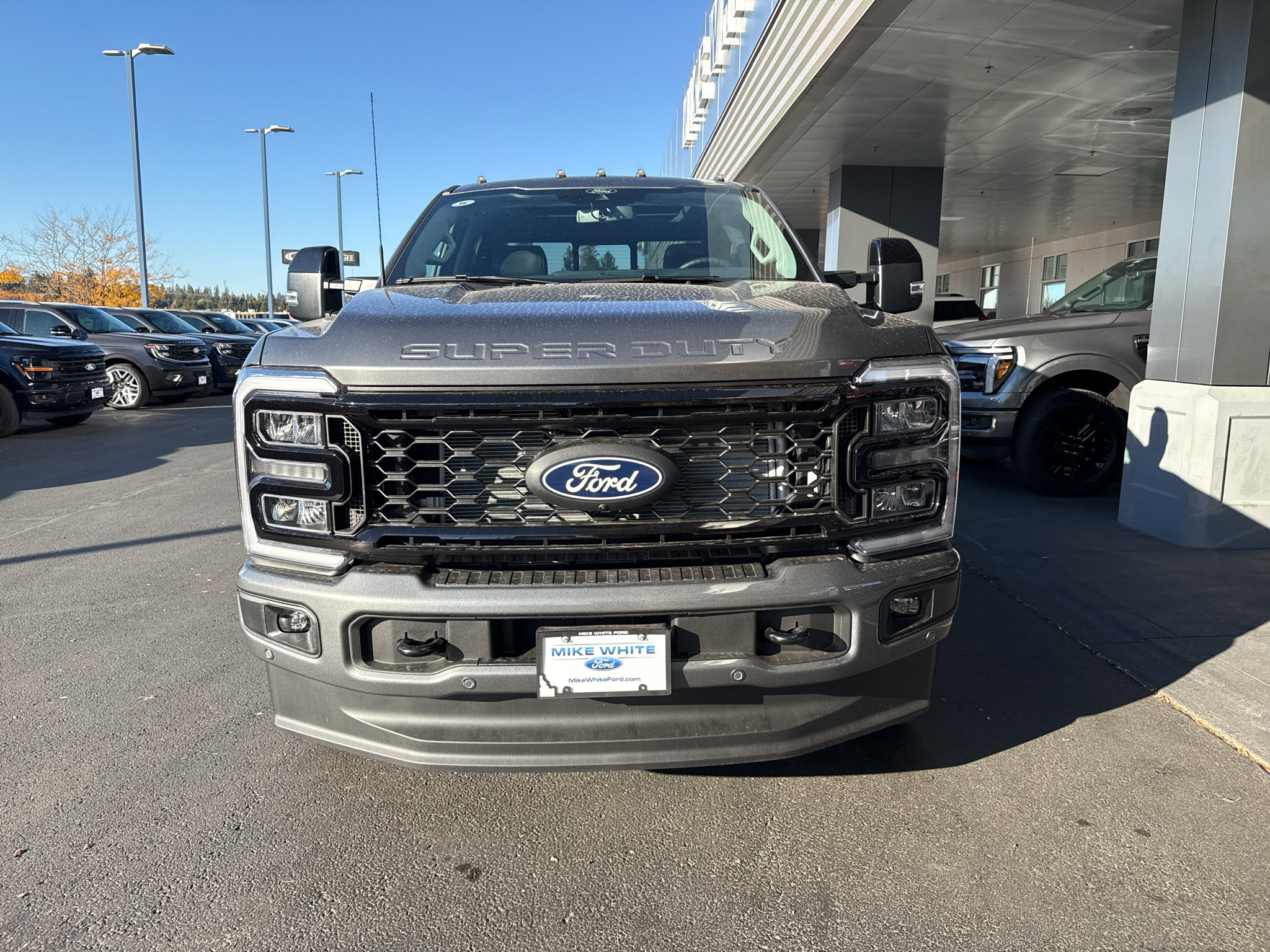 New 2027 Ford F250 Lariat w/ Black Appearance Package AWD/4WD image 2