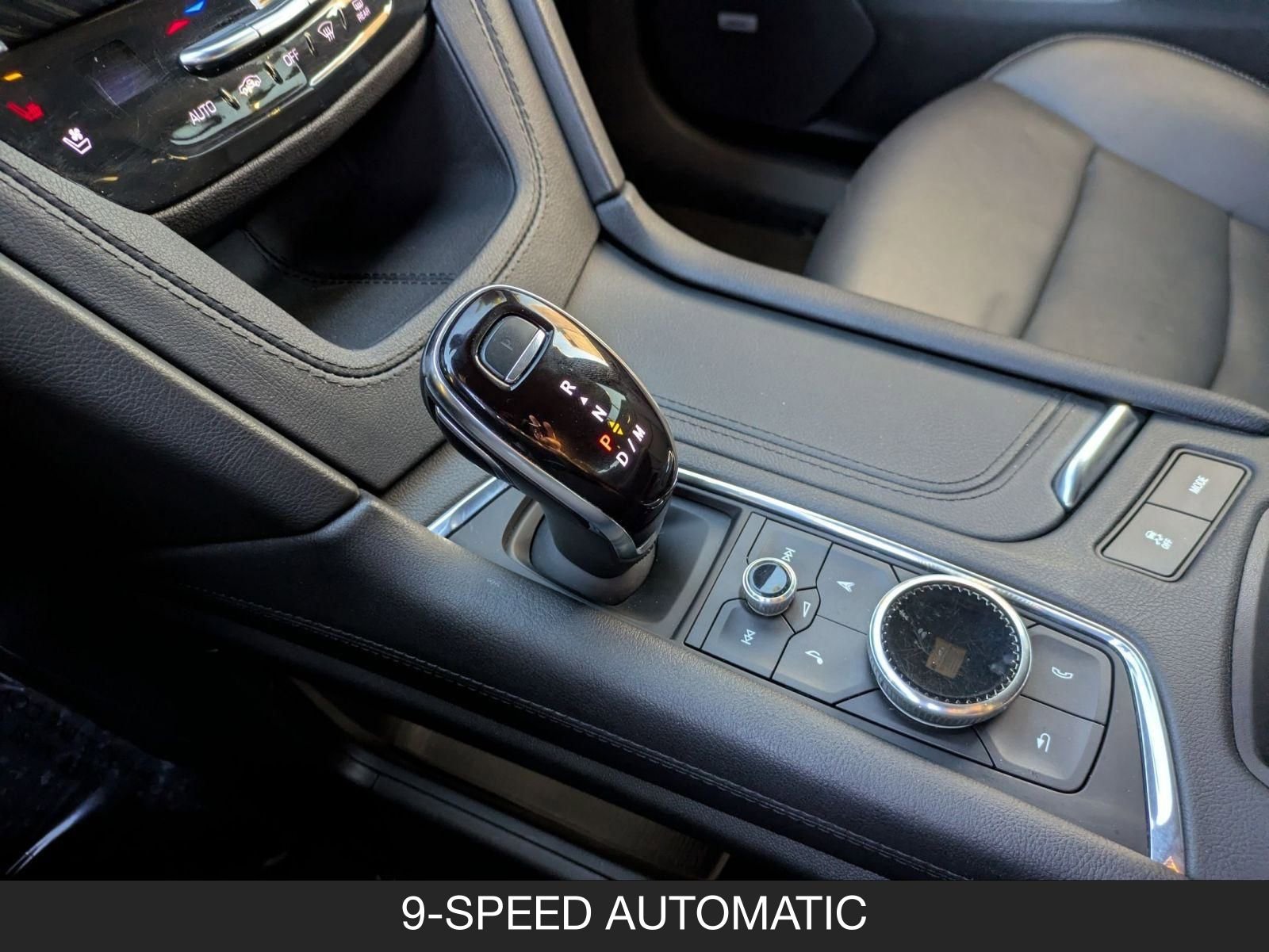 Used 2024 Cadillac XT6 Premium Luxury image 16