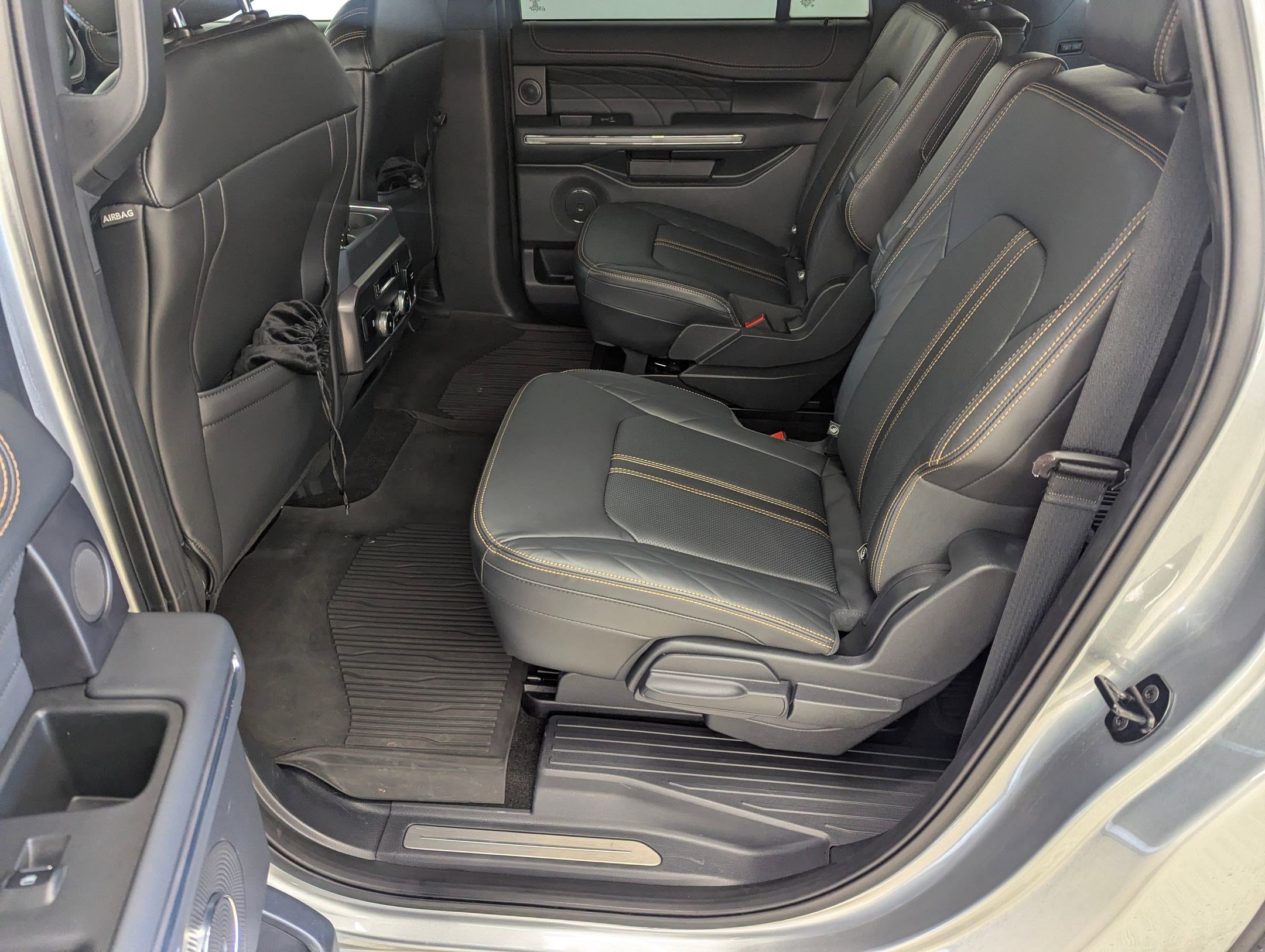 Certified 2023 Ford Expedition Max Platinum image 13