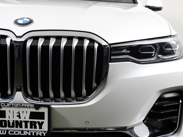 Used 2022 BMW X7 xDrive40i w/ Executive Package AWD/4WD image 11