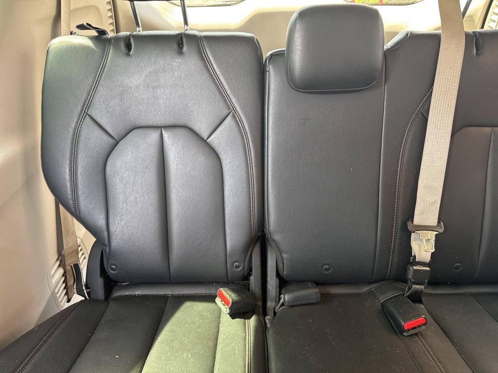 Used 2017 Chrysler Pacifica Touring-L FWD image 61