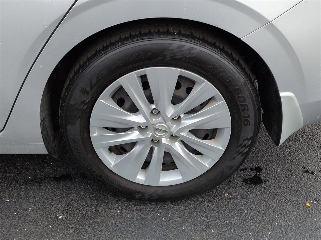 Used 2021 Nissan Sentra S image 21