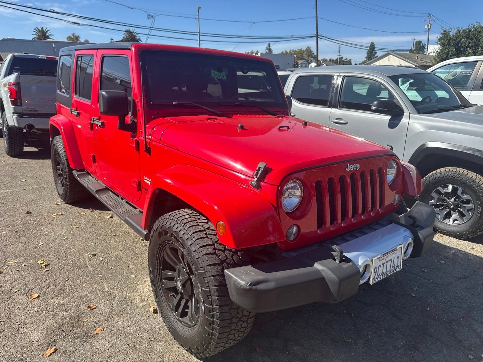 Used 2015 Jeep Wrangler Unlimited Sahara w/ Connectivity Group AWD/4WD image 4