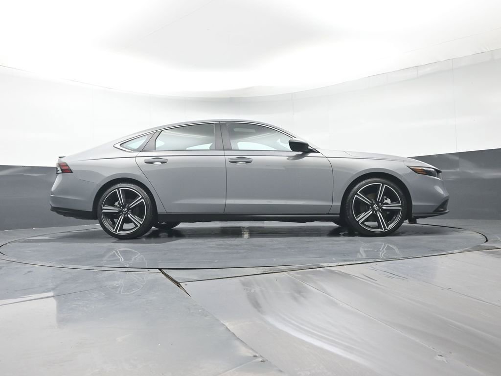 Certified 2024 Honda Accord Sport image 33