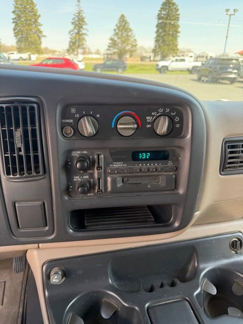 Used 1997 Chevrolet Express 1500 Passenger w/ Preferred Equipment Group RWD image 11