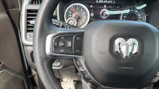 Used 2025 RAM 1500 Laramie AWD/4WD image 22