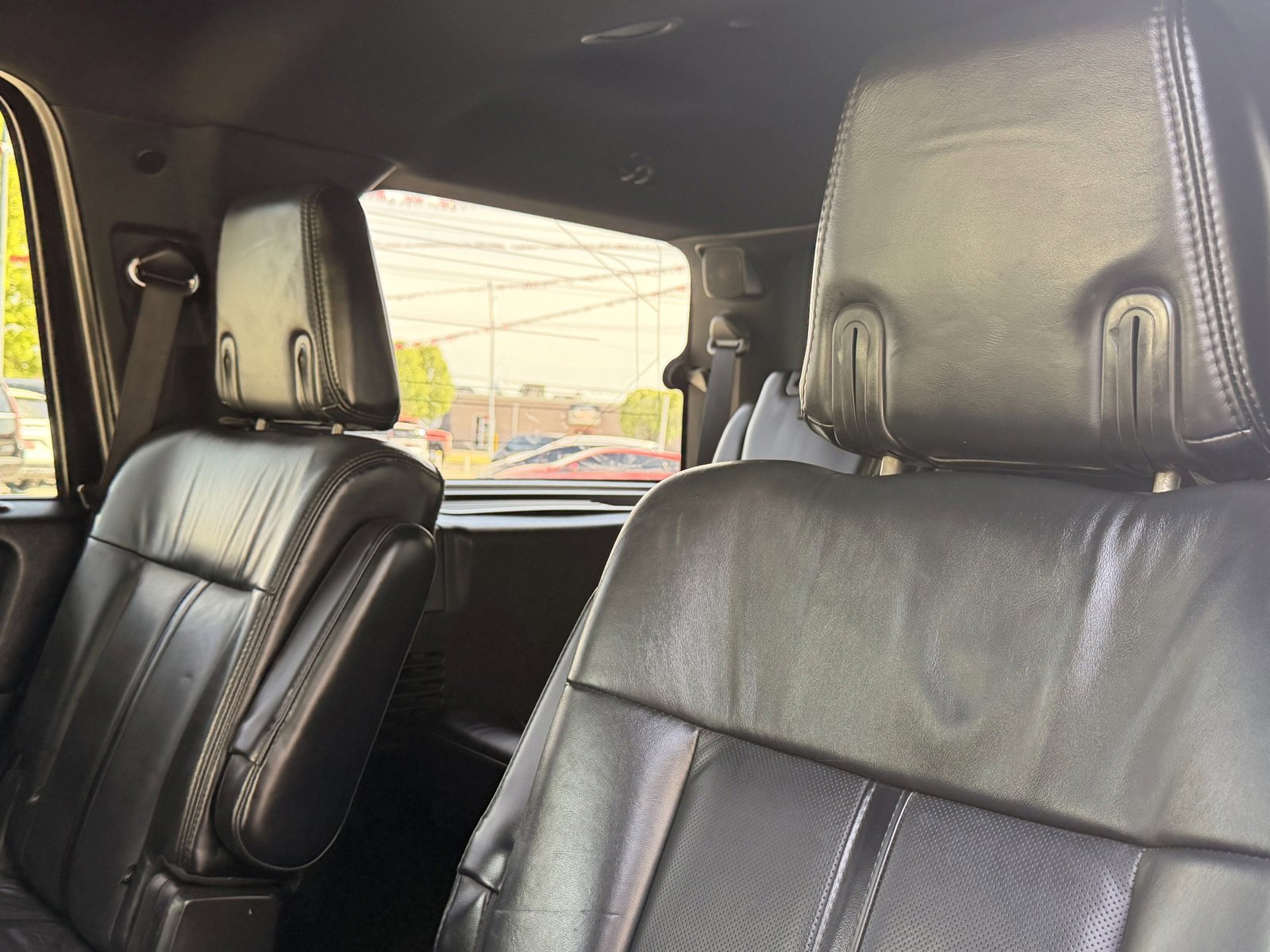 Used 2015 Lincoln Navigator 4WD image 17