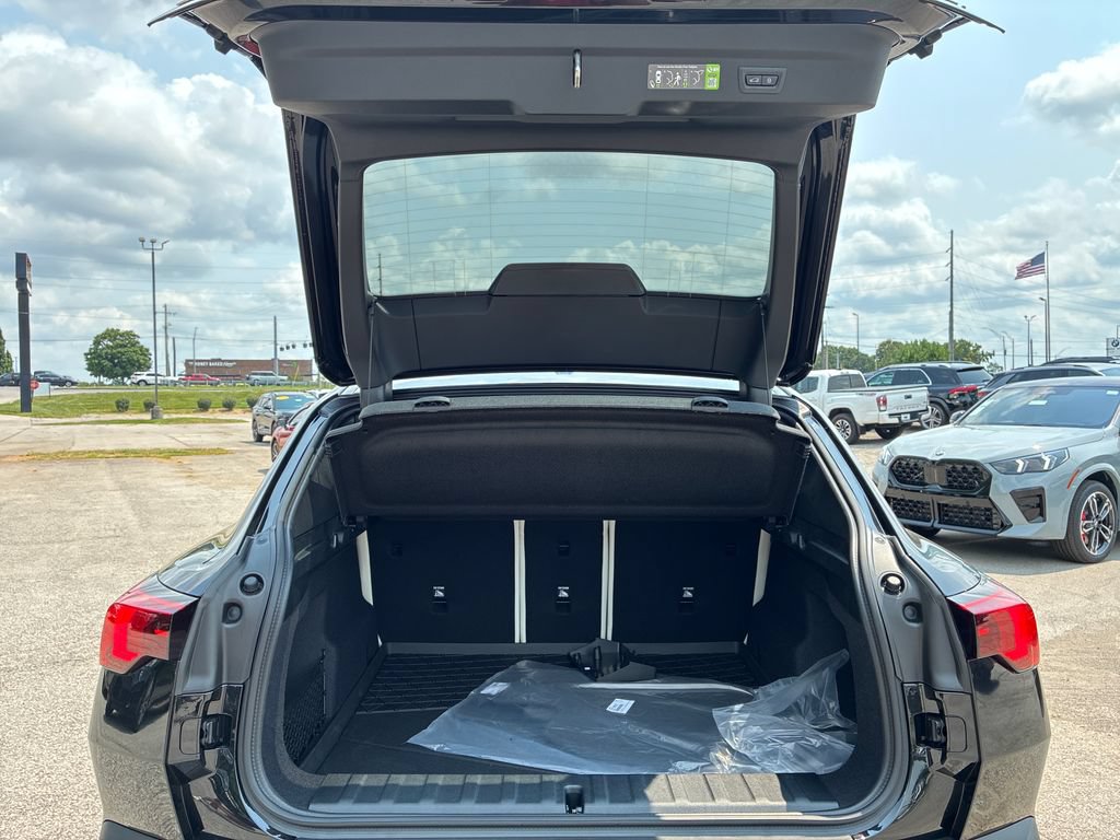 New 2026 BMW X2 xDrive28i w/ Technology Package AWD/4WD image 20