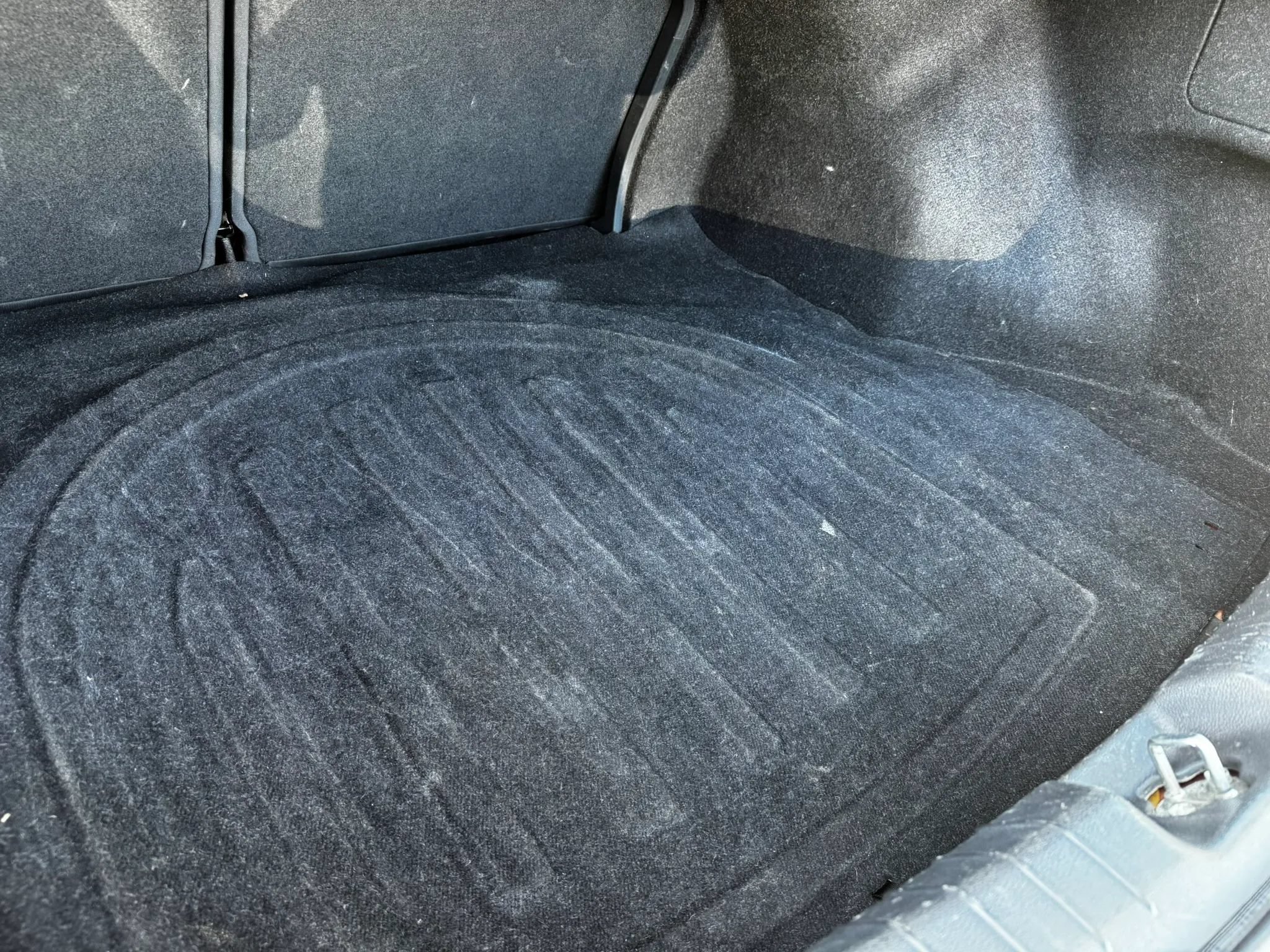 Used 2017 Hyundai Elantra SE FWD image 5