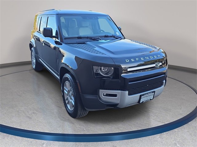 Used 2025 Land Rover Defender 110 S image 3