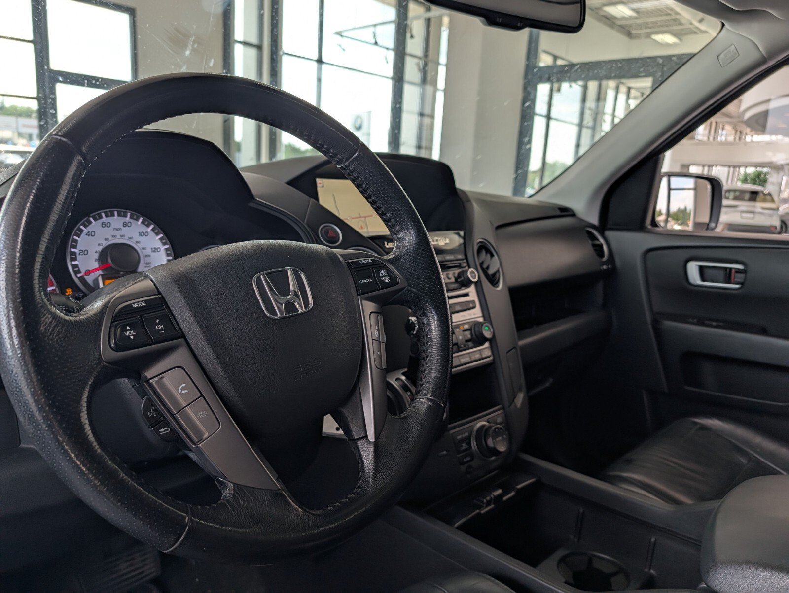 Used 2015 Honda Pilot Touring image 12