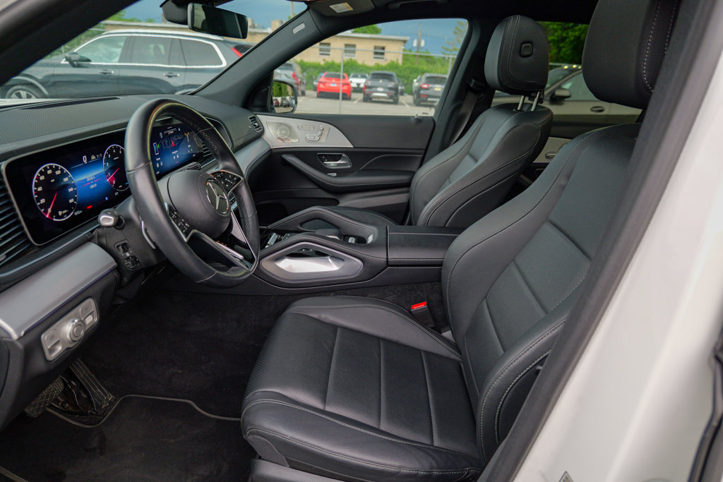 Used 2024 Mercedes-Benz GLS 450 4MATIC image 22