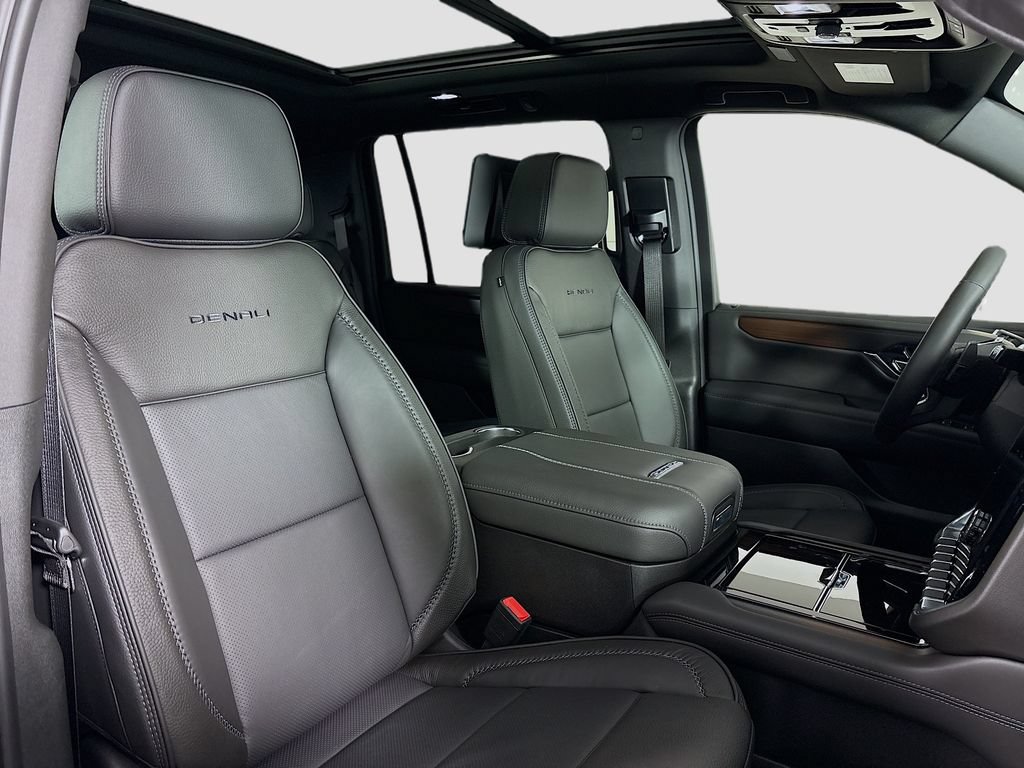 New 2026 GMC Yukon XL Denali w/ Denali Reserve Package AWD/4WD image 31