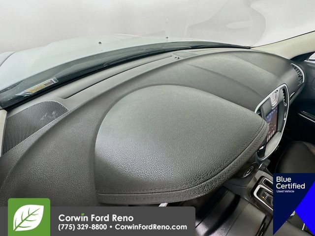 Used 2022 Chrysler 300 Touring L AWD/4WD image 11