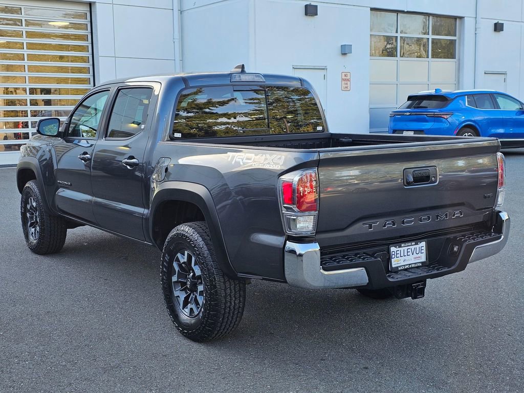 Used 2023 Toyota Tacoma TRD Off-Road w/ Black Out Package (TMS) AWD/4WD image 3
