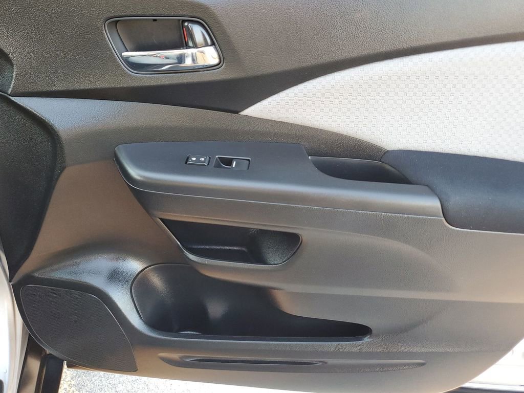 Used 2015 Honda CR-V EX image 45