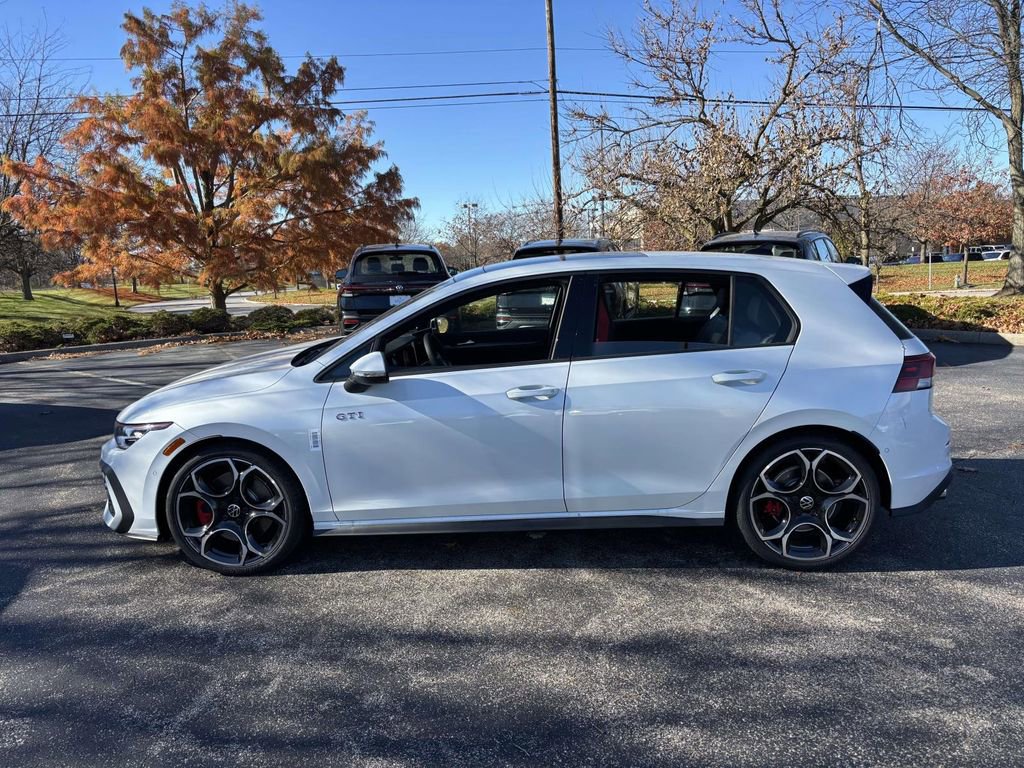 New 2026 Volkswagen GTI Autobahn image 4