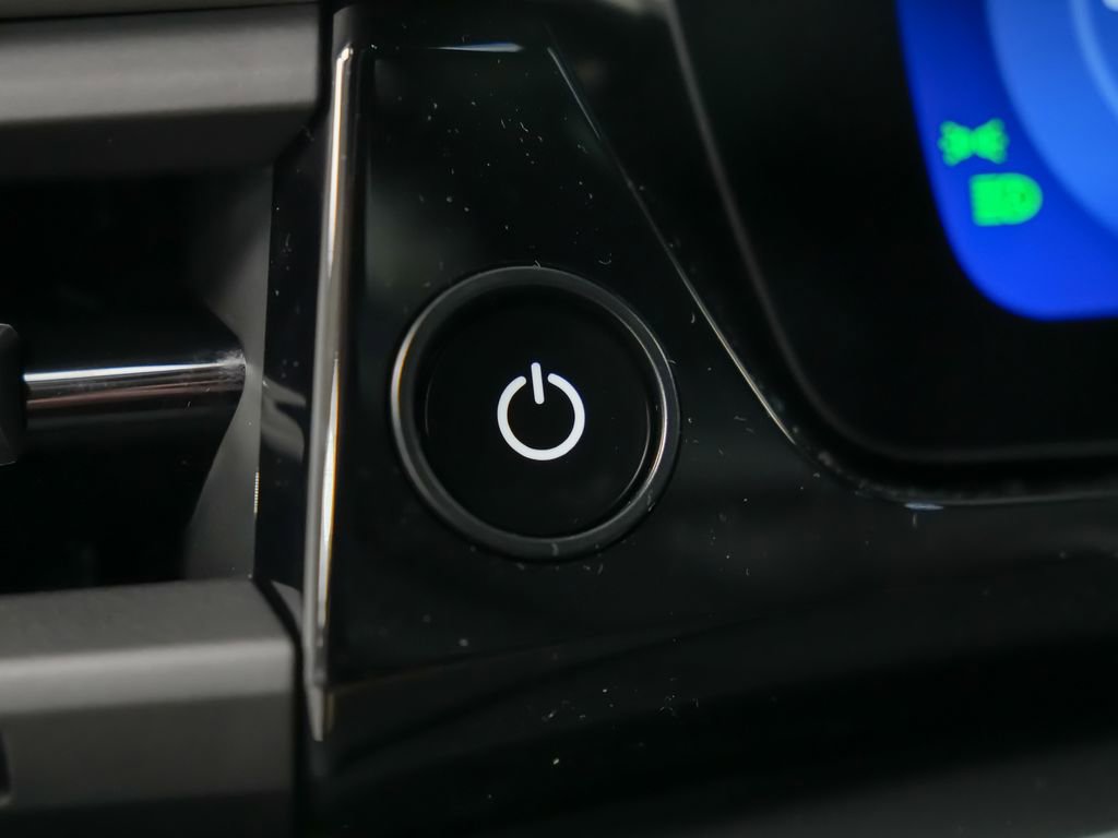 New 2026 Porsche Macan 4 Electric image 13