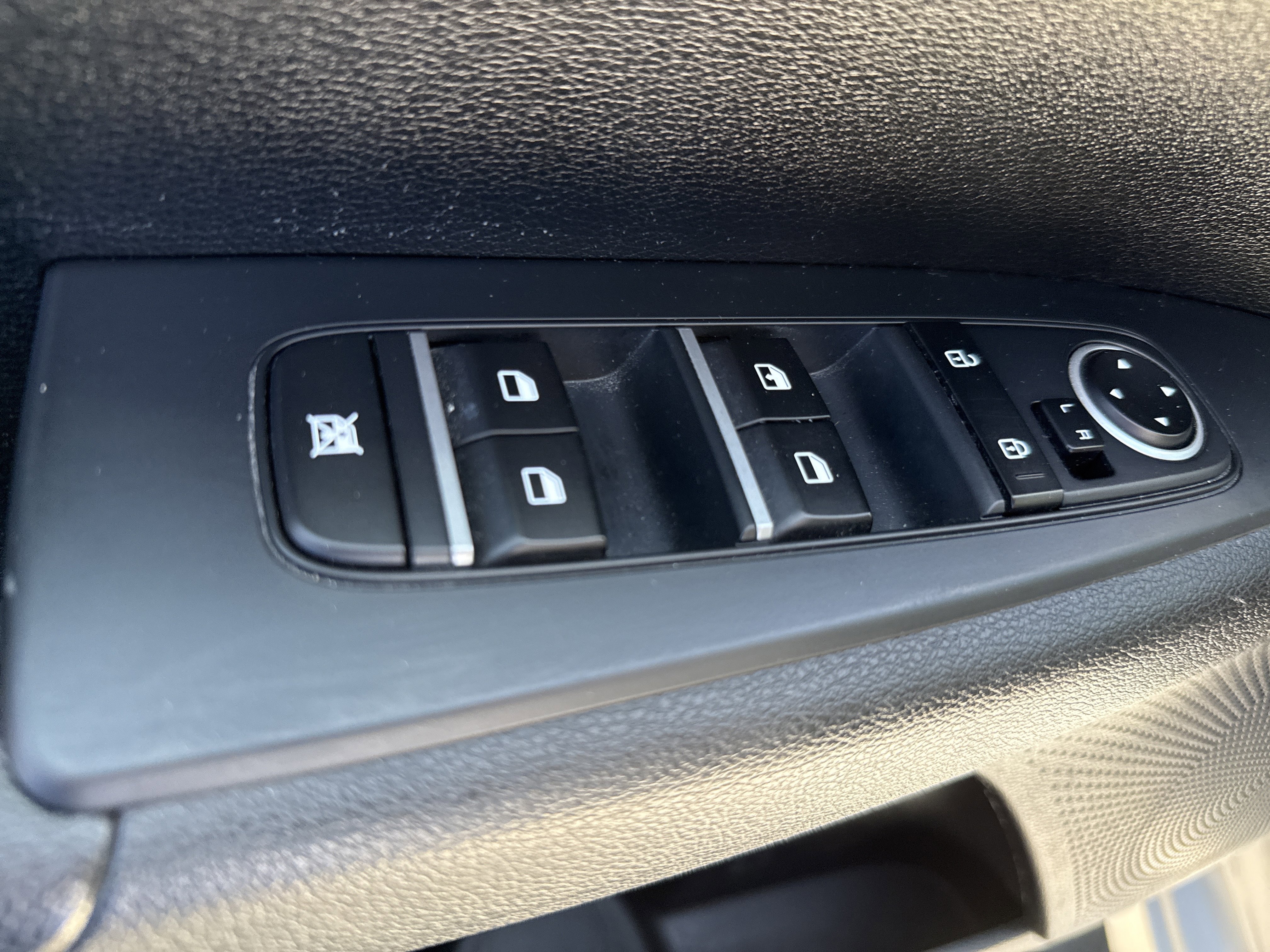 Used 2019 Kia Forte LXS FWD image 13