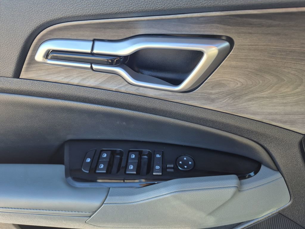 Certified 2023 Kia Sportage X-Line w/ X-Line Premium Package image 9