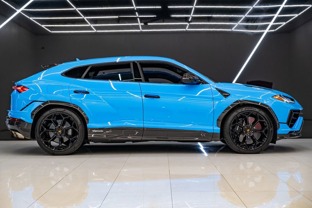 Used 2024 Lamborghini Urus Performante AWD/4WD image 6