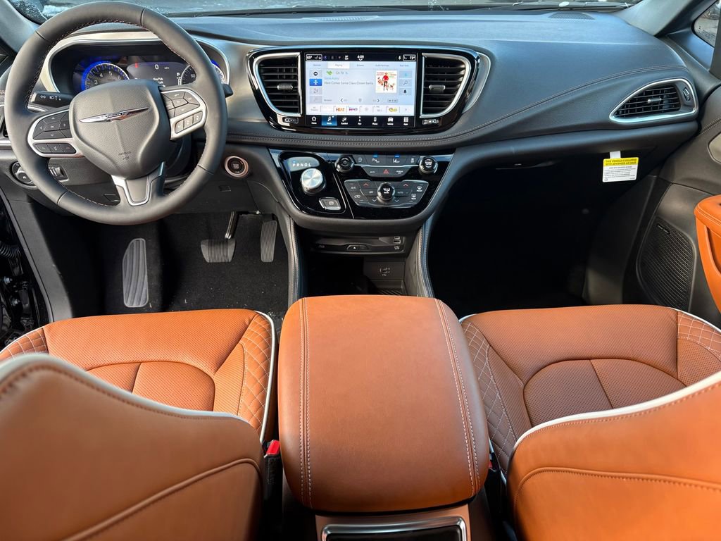 New 2026 Chrysler Pacifica Pinnacle w/ Trailer Tow Group image 37